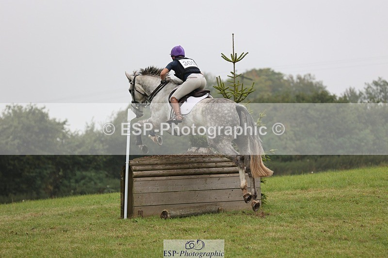 240901A-111230-06210 - 305-Charlotte.Billson-KILLYCLOGHAN.MR.MOONSHINE