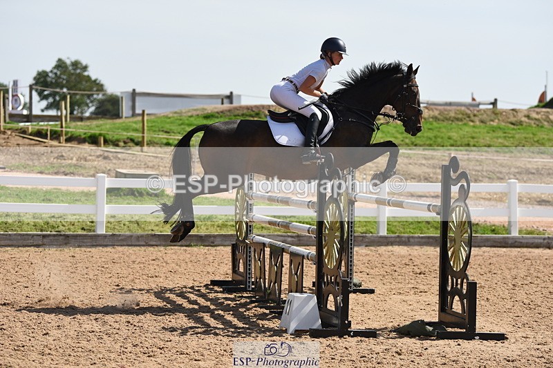 230906A-133344-00460 - Foxhunter & 1.20m Open