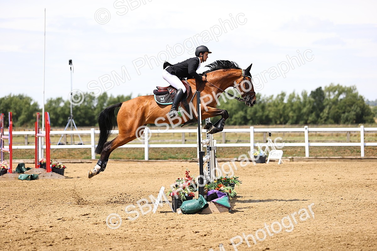 SBM_010203 - Class 9 - Senior Foxhunter - 1.20m Open