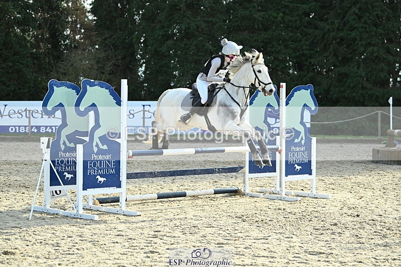 250309A-152535-01976 - Cls 03 90cm 15.05 to End