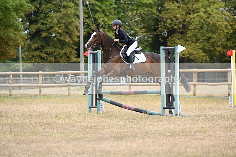 WJ6_0575 - Class 14 Intermediate Jumping 75cm