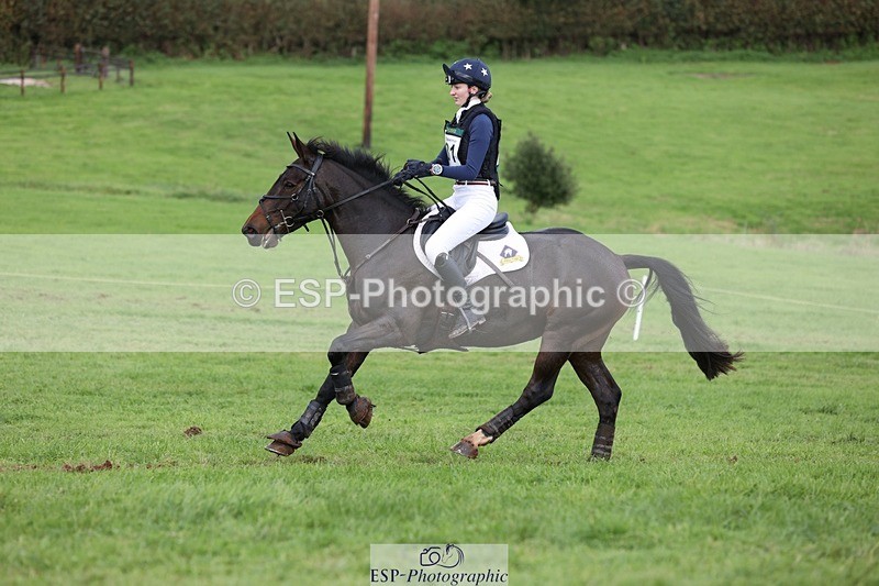 231021-150042-20052 - 481-DUKES.VISION-Abi.Stuart-SC+XC
