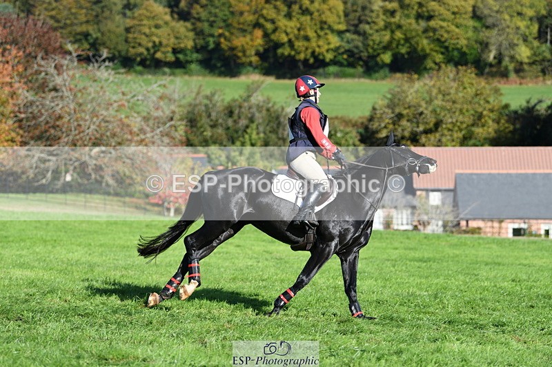 251024A-110825-07570 - A-013-Louisa.Lockwood