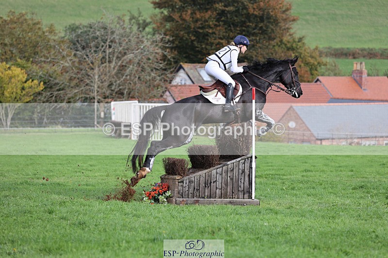 241025-130022-08204 - 132-Mollie.Summerland-MOJO