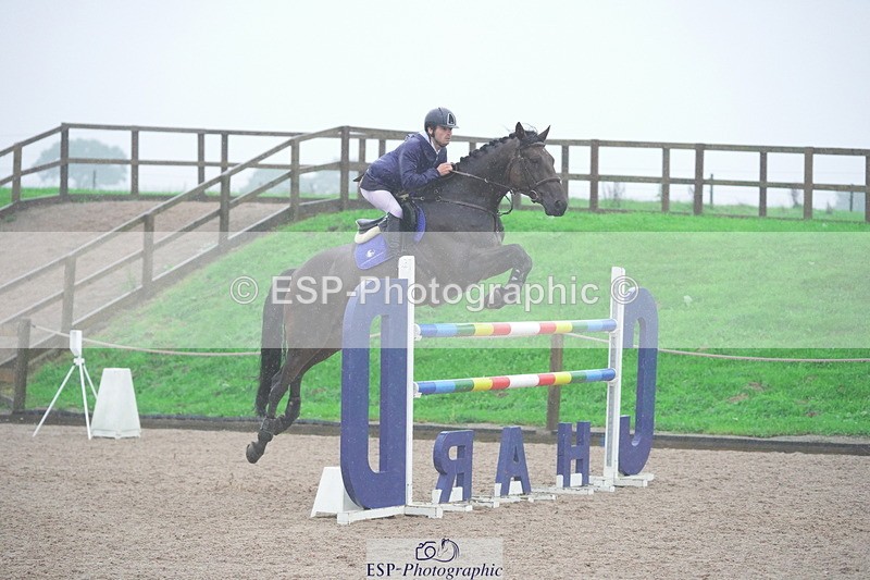 231017A-105916-06601 - Cls 26 Chard Equ Grand Prix