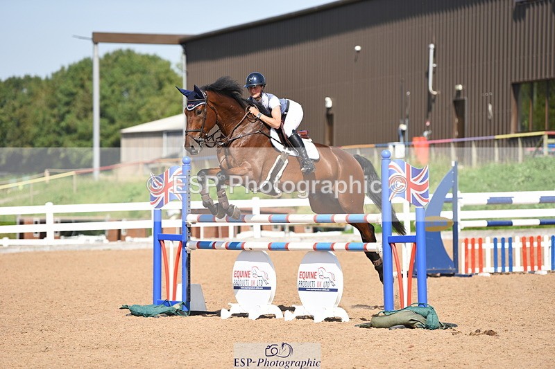 230906A-135518-00520 - Foxhunter & 1.20m Open