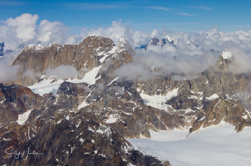 Alaskan Mountains in Summer 4