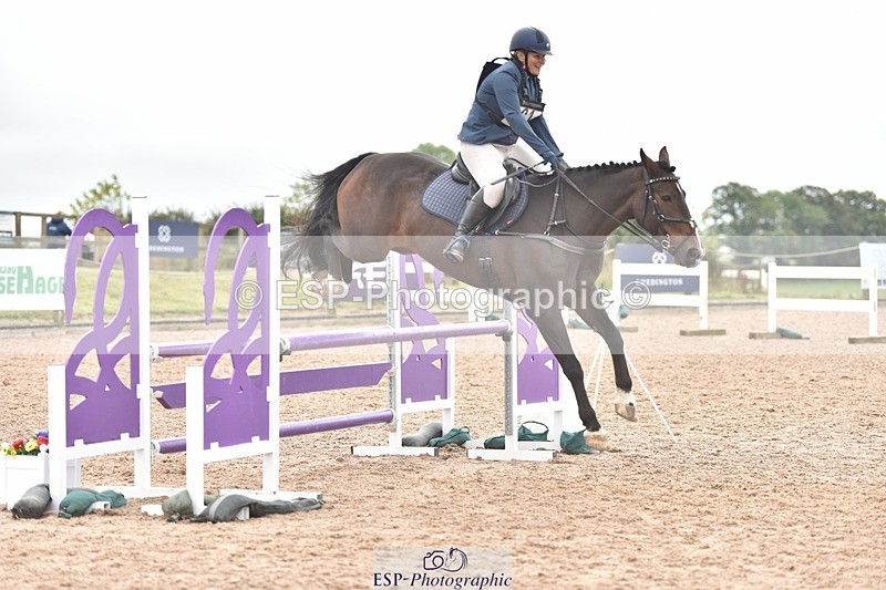 250830-113938-00684 - B-061-Lynette.Buckland