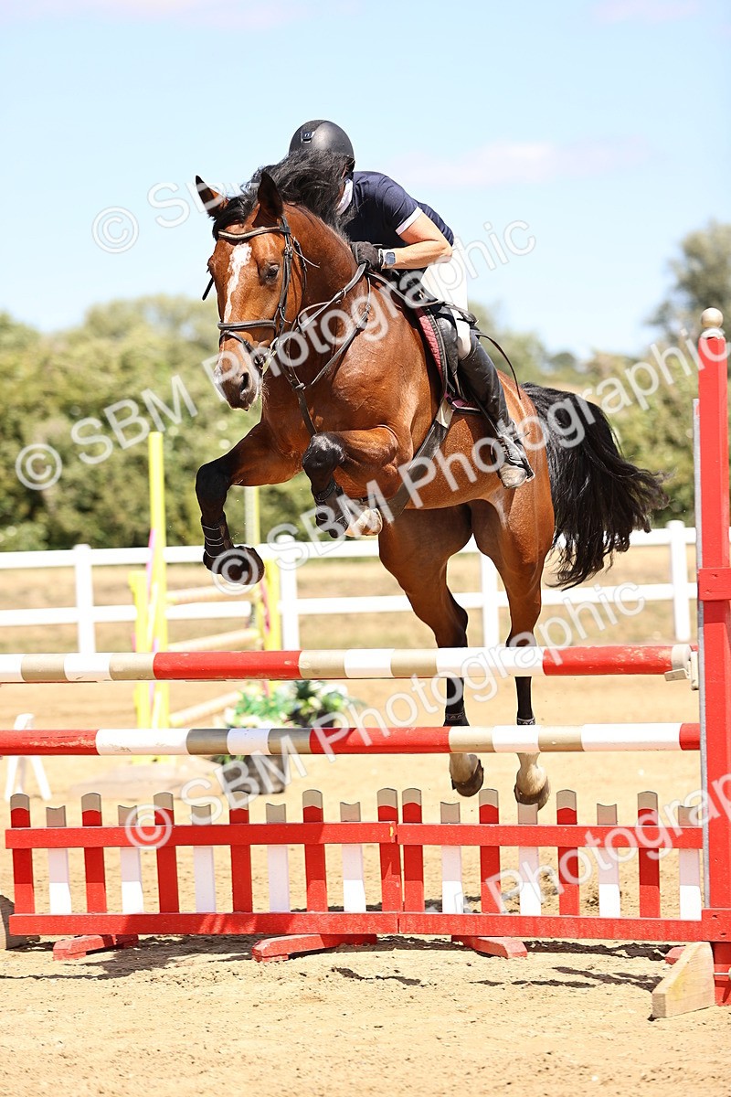 SBM_014369 - Class 15 - Senior Newcomers - 1.10m Open