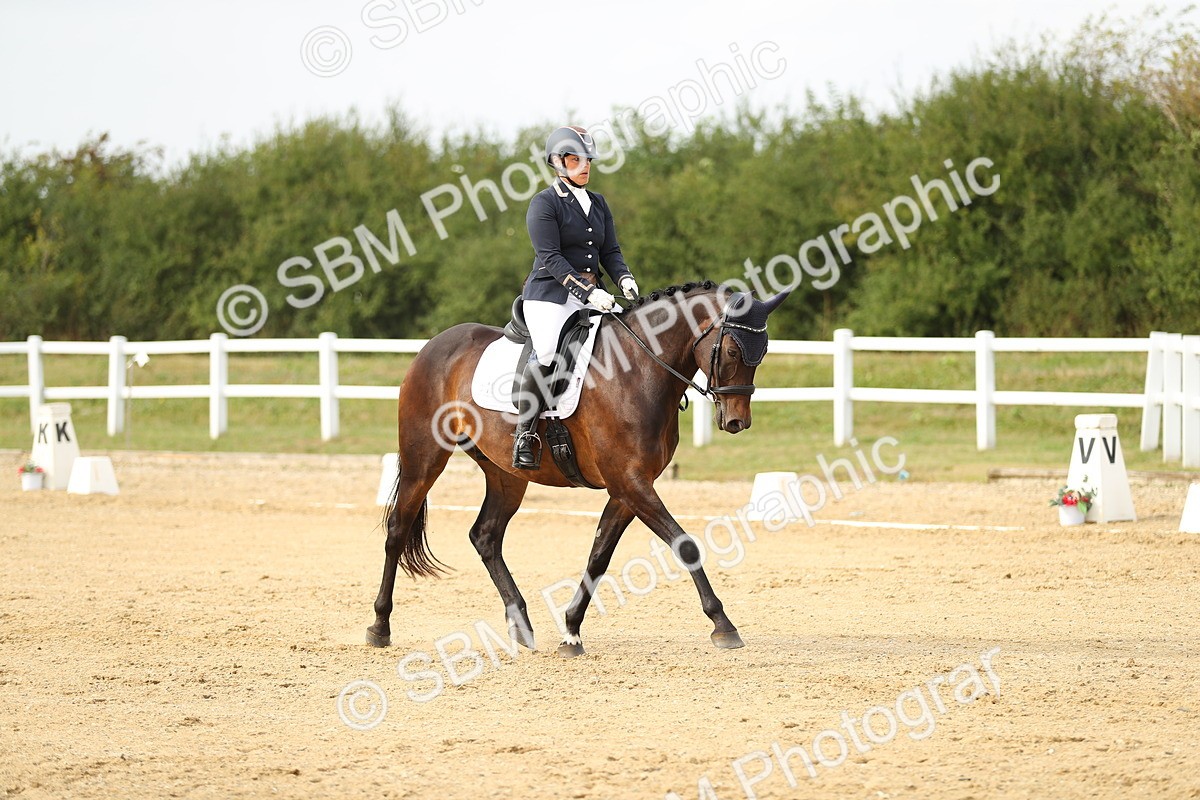 SBM_018466 - Class 14 - Novice 23 - 15.16-16.19