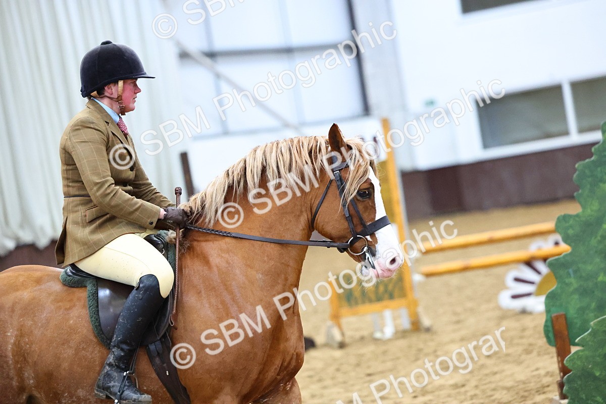 SBM_005022 - Class 41 - Not exceeding 143cms