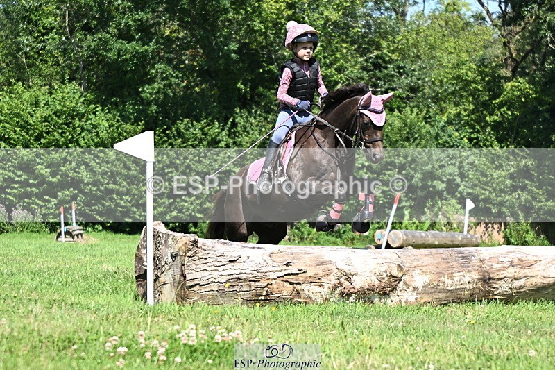 240729B-144325-02841 - Abbie's Group XC