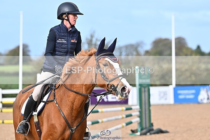 261028-102206-00013 - Clear Round