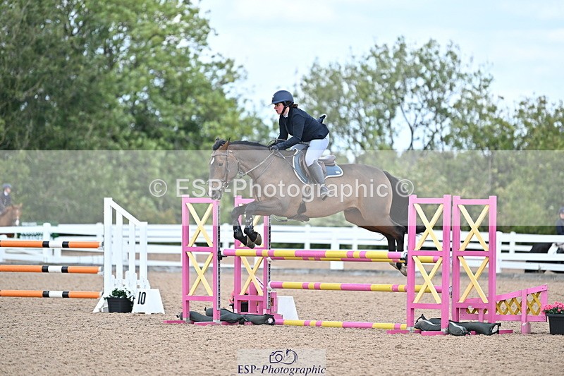 241005A-113238-03404 - SAT Cls 17 95cm Amateur Quali