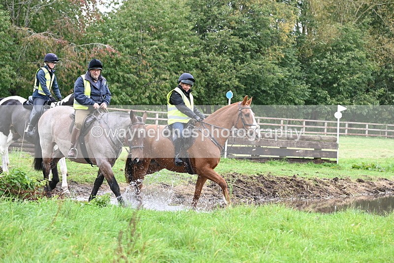 WJ6_6460 - Time at Photographer 12:41 to 13:05