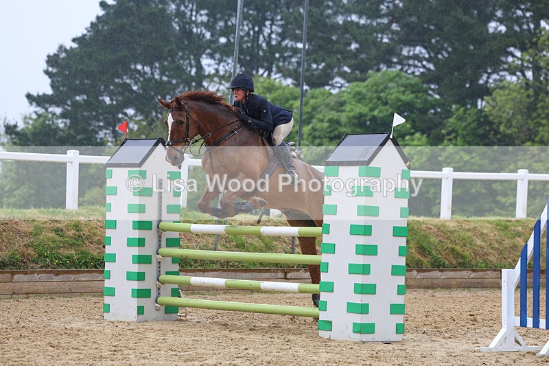 3E7A7137 - Class 7: Senior Newcomers/1.10m open