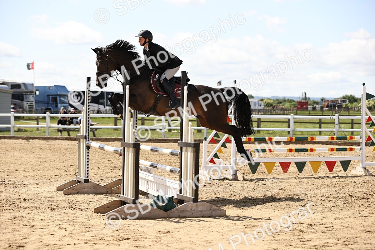 SBM_002377 - Class 9 - Senior British Novice - 90cm