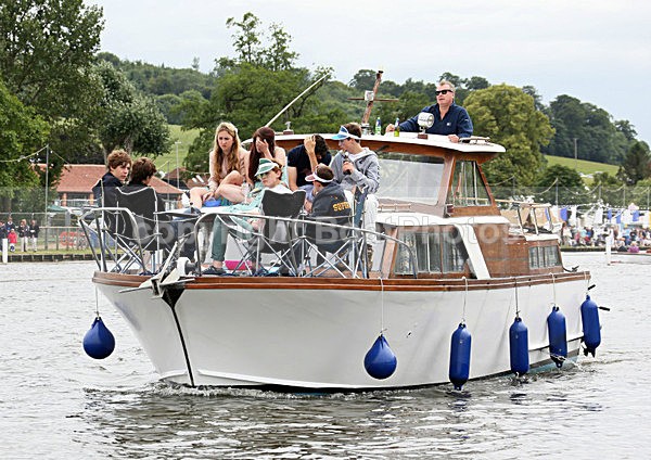 120701 BEAU WT7A3530 - HENLEY ROYAL REGATTA - Sunday 1st July 2012