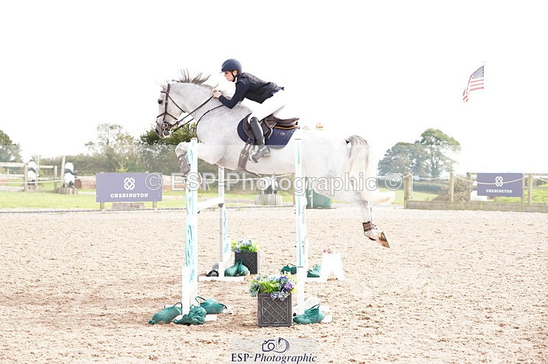 241004A-133924-00657 - Fri 03 Snr Newc & 1.10m Open