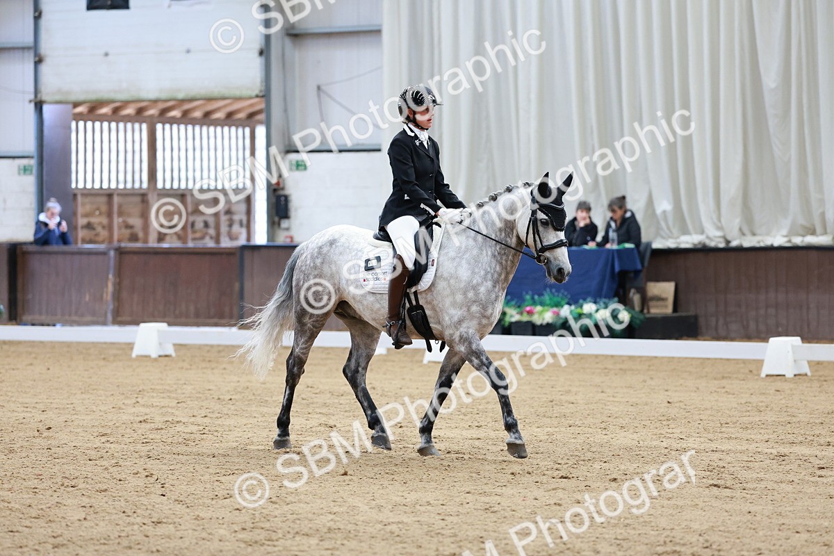 SBM_007160 - Class 6b - Novice 6 - 8.56-9.24