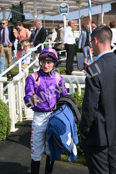 yr05092021r3-32 - Race 3 3.15pm The BioWaveGo Garrowby Stakes