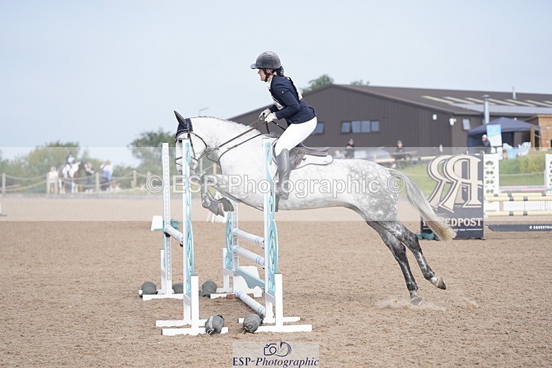 240831A-095106-00052 - 102-Kate.Darby-CLOROGUE.FLIGHT