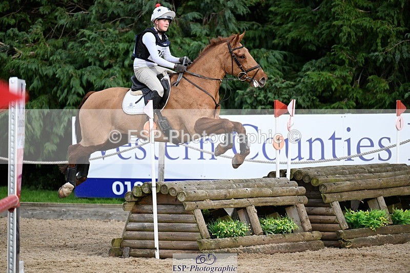 241117-134436-04265 - Cls 3 90-95cm 13.00 to 14.00