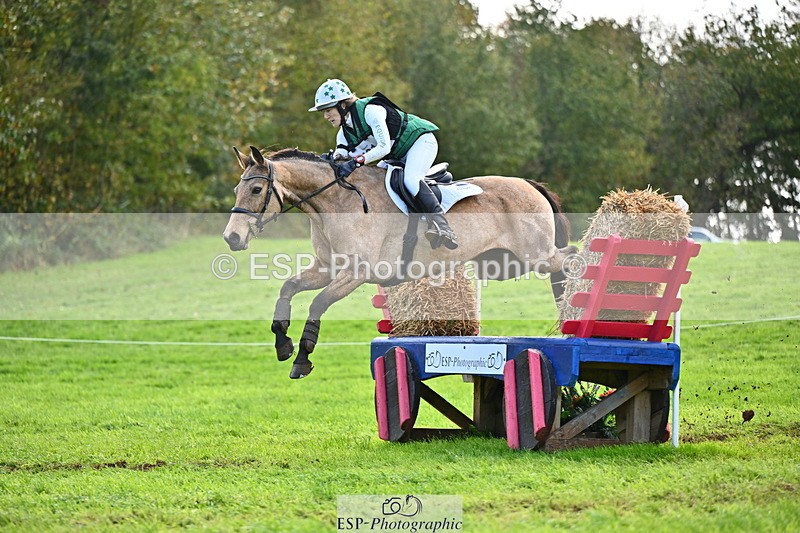 251025A-135049-20475 - F-481-Anna.Passmore