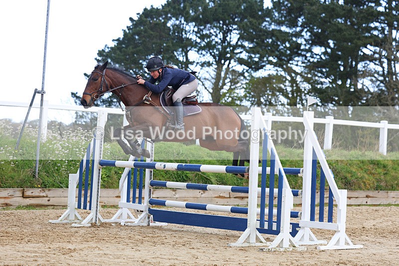 3E7A1454 - Class 6: Senior 1.05m