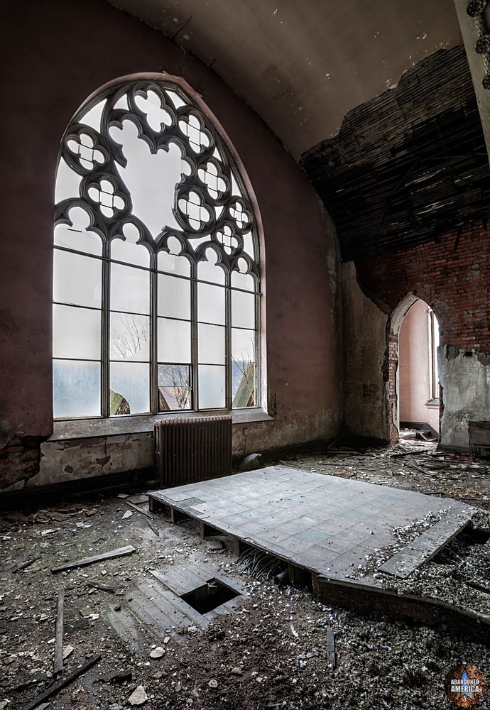  - Holy Trinity Roman Catholic Church