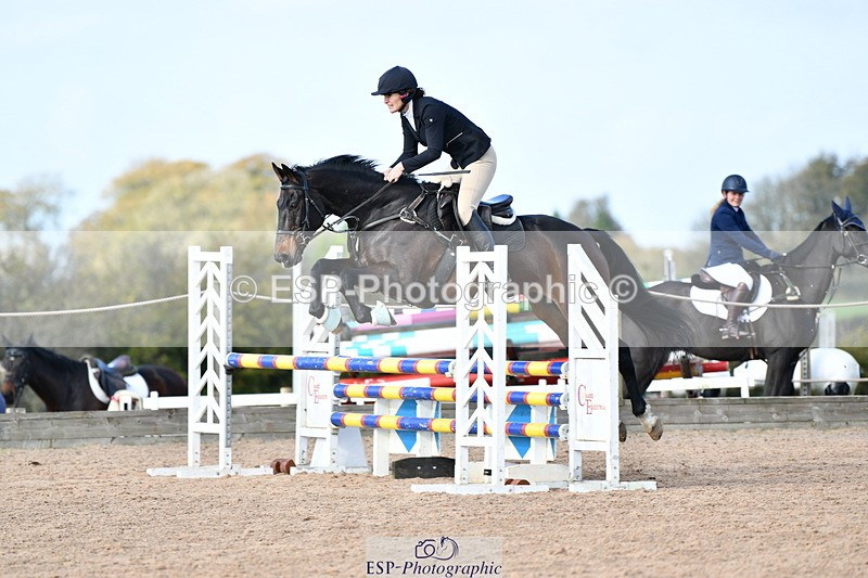 241026A-120706-01155 - SAT Cls 26+27 Club and Schools 90cm