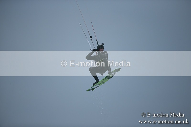 KS 030413-103 - Kite Surfing