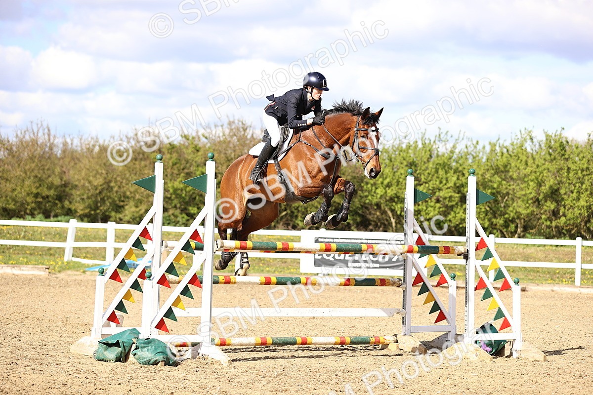 SBM_004911 - Class 19 - Senior Foxhunter - 1.20m