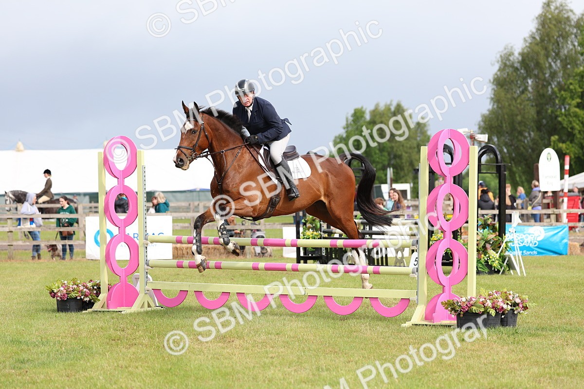 SBM_11890 - Class 205 - Tarmac Senior 1m Open