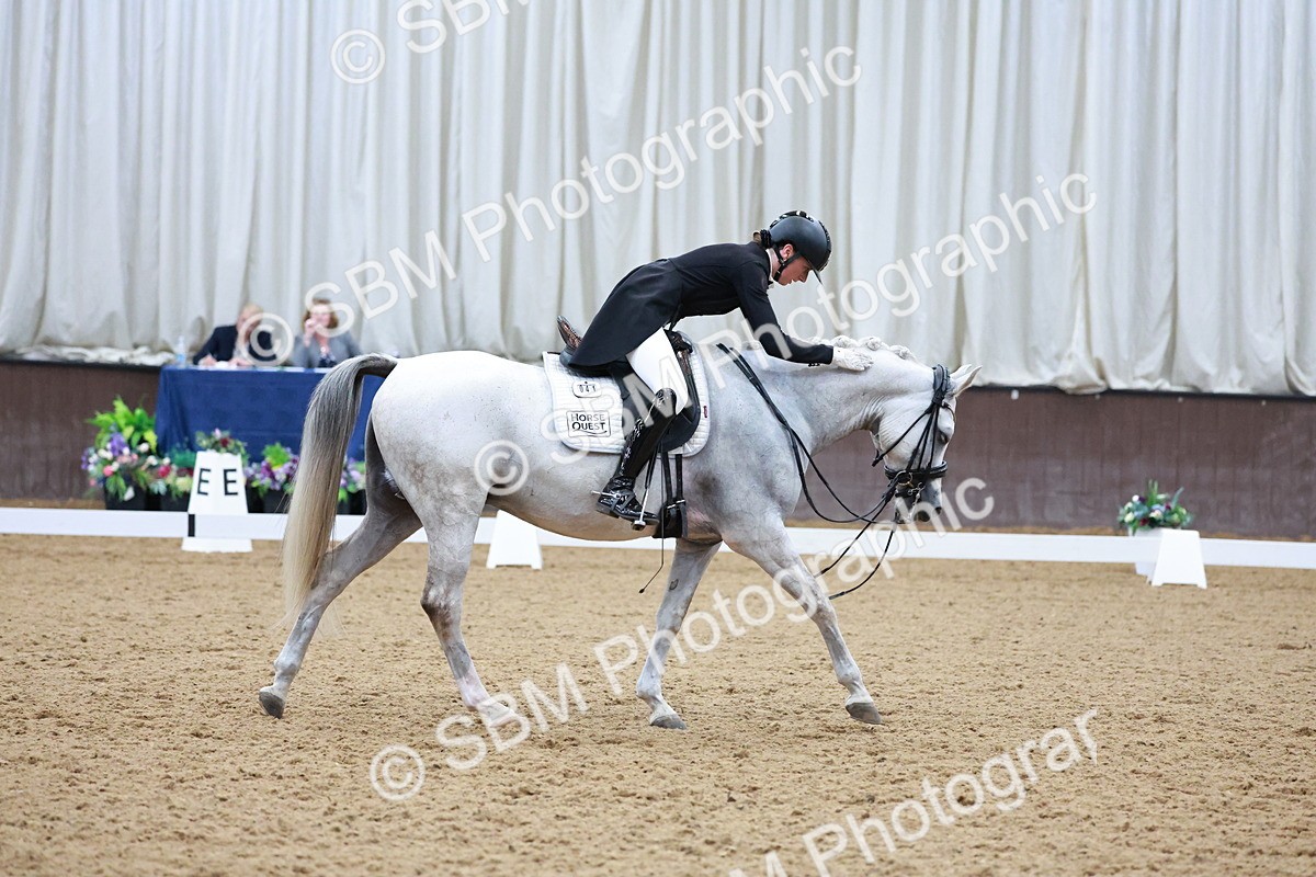 SBM_020958 - Class 13 - FEI INT I - 16.26-17.14