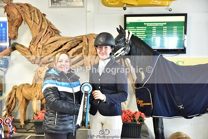 250215-131154-03626 - Medium Silver Presentations