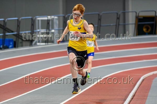 Age26SUN-927556 - Track Male Set One