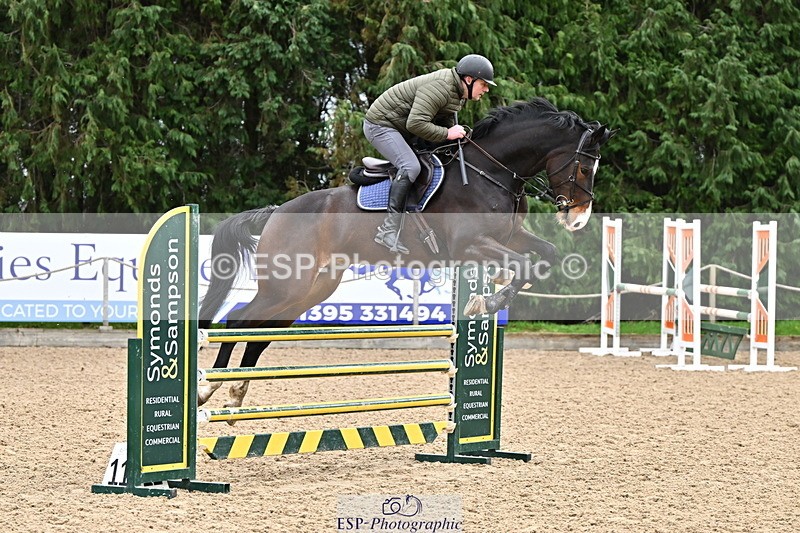 250201A-111715-00371 - Cls 02 Local Horse 100cm