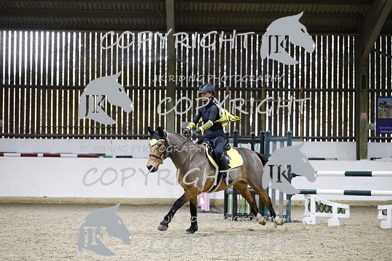 _T0A3785 - 1M Clear Round