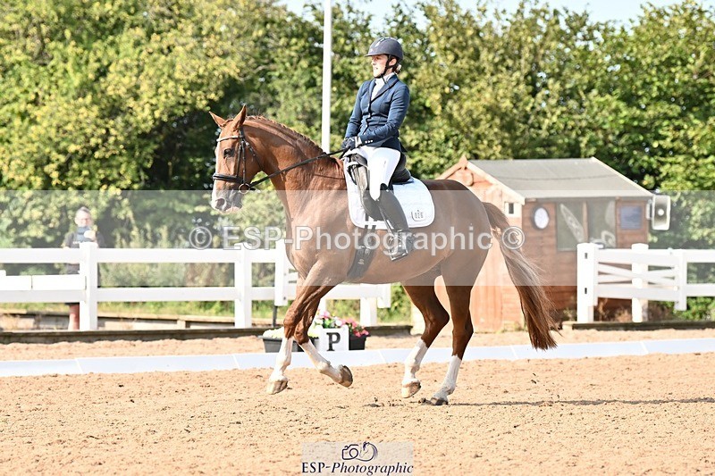 250815-100044-00260 - 026-Pippa.MorganDavinci.Vl