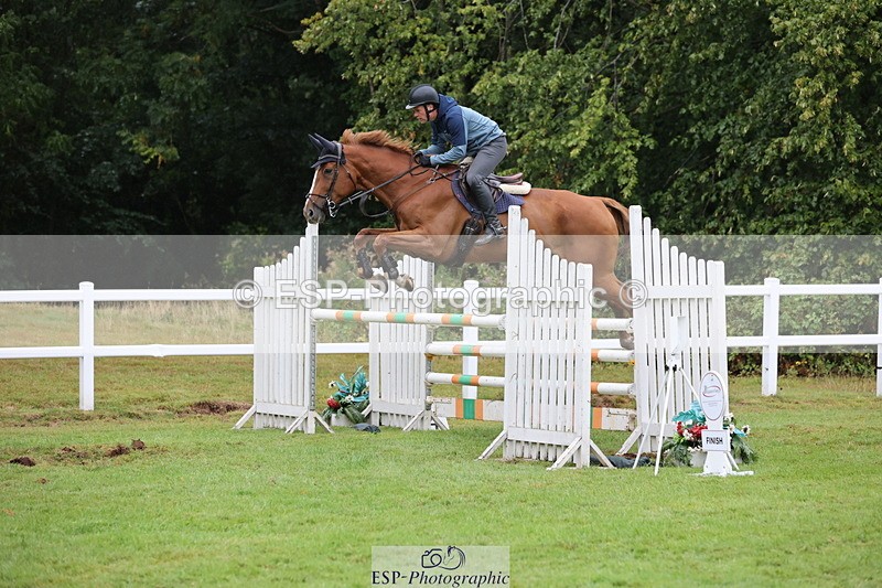 250830A-151050-07228 - Cls 16 Snr Newcomers and 1.10m Open