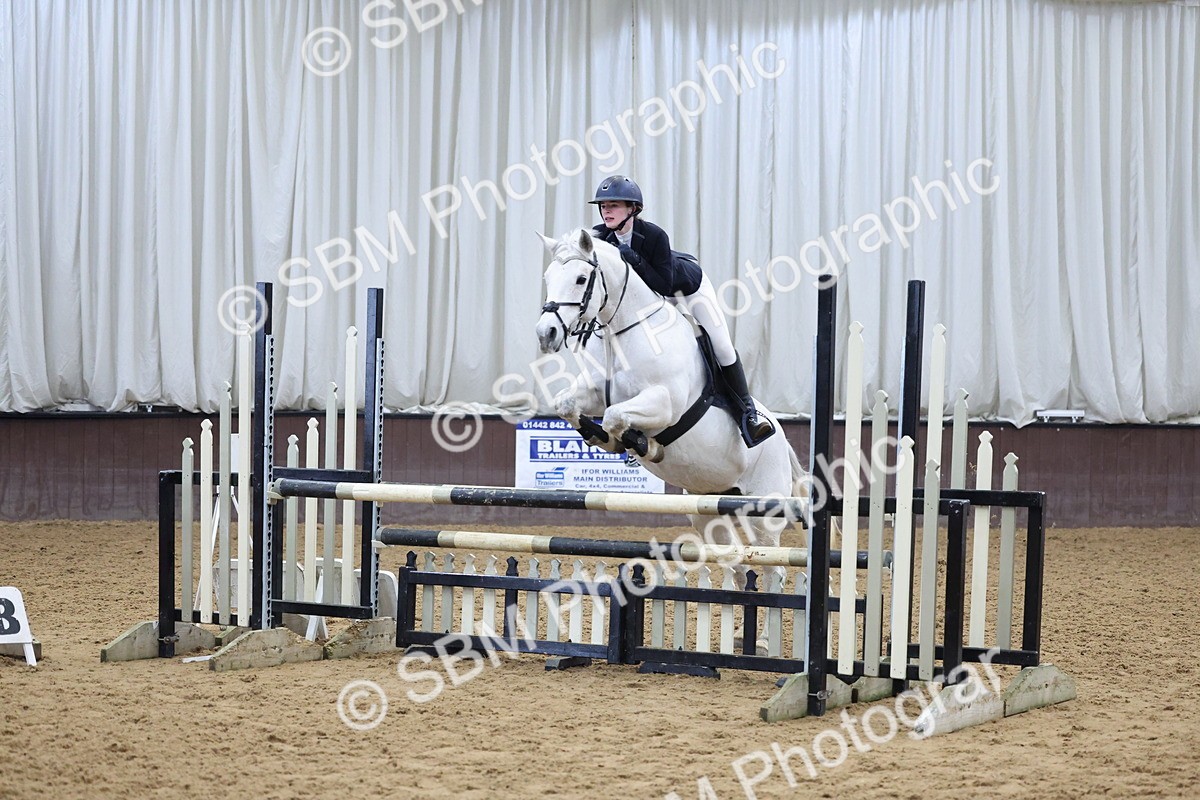 SBM_002104 - Class 4 - Blue Chip Pony Newcomers - 1.00m