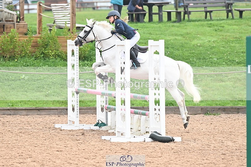 240907A-111914-00905 - Cls 2 Pony Small Team 70cm & 80cm