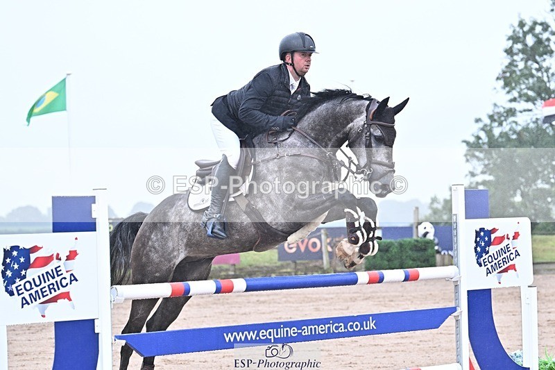 250731-101125-00317 - Cls 02 Snr Fox 1st Rnd