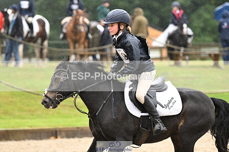 240824X-100215-23497 - 70cm Round 2 9.30 to 10.30