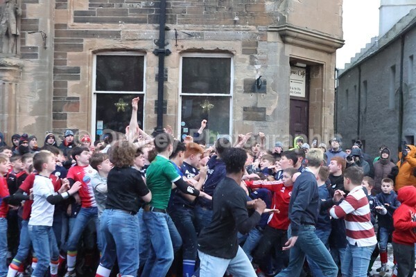 AA076474 - New Years Boys Ba'