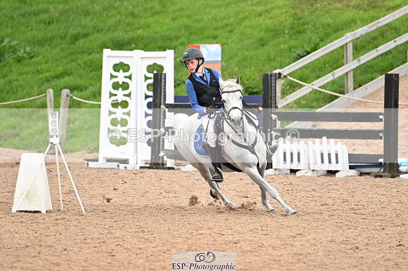 240630A-133539-13764 - Cls 25 HOYS 138cm Qualifier