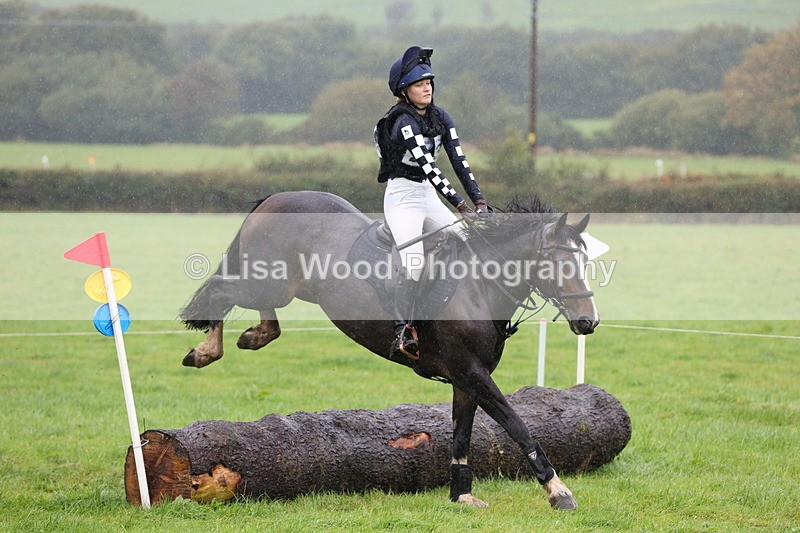 1X9A1724 - Class 2: 70cm: Log