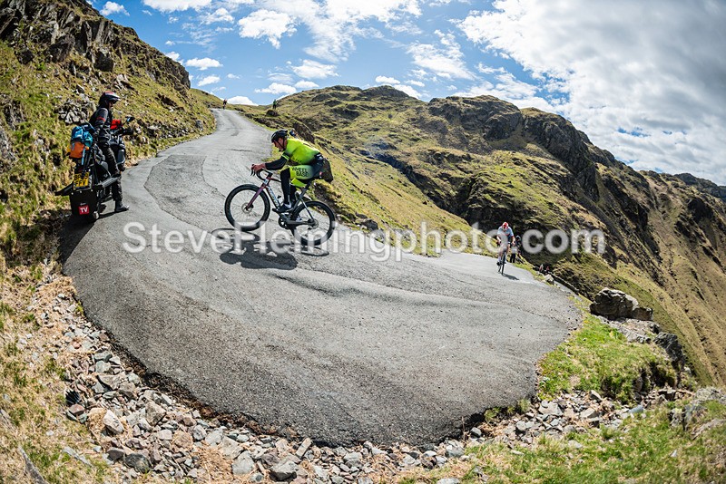 105843 - Hardknott Hairpin 11.00 - 12.00