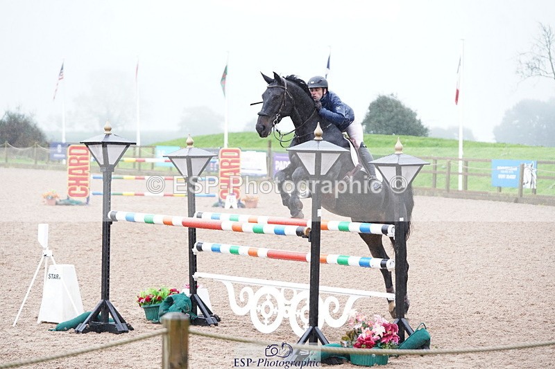 241006A-160420-08089 - Cls 22 Nat 1.30 & 1.40